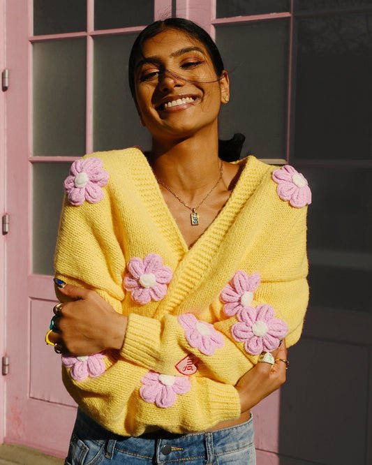 Flowers Follow the Sun Puff Cardigan Sweater mure + grand 